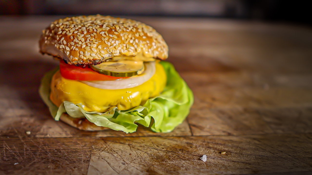 Chargrilled Cheeseburger